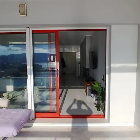 Spiti Stin Paralia 아파트 *