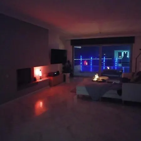 Spiti Stin Paralia 아파트 *